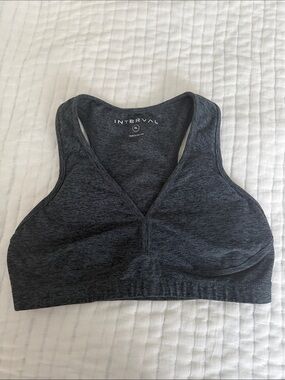 Charcoal Seamless V-Neck Sports Bra